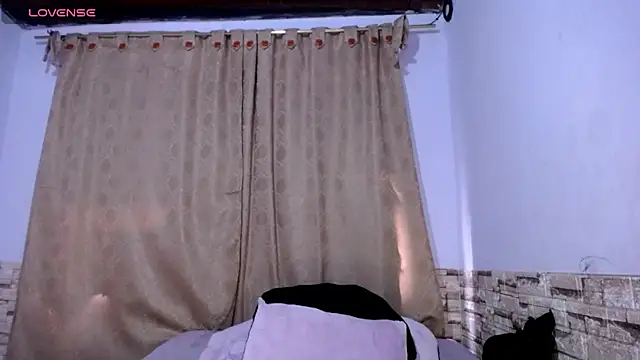 DaraKat18 online show from February 9, 10:08 pm