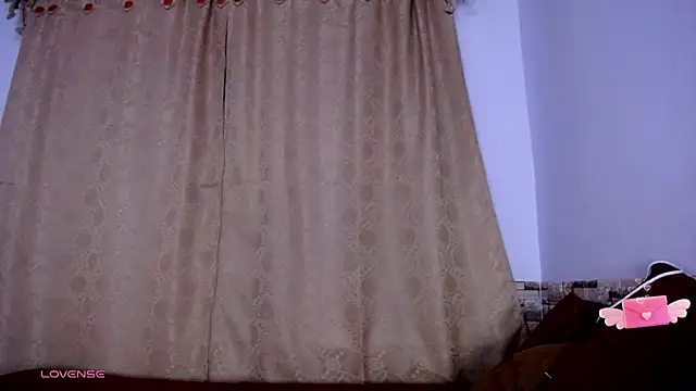 DaraKat18 online show from November 30, 12:22 am