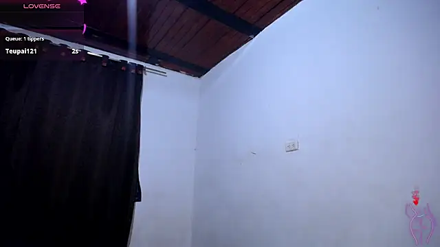 DaraKat18 online show from February 21, 6:37 am