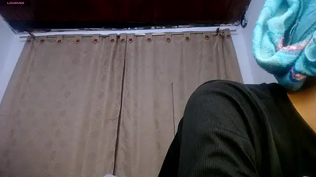 DaraKat18 online show from April 10, 11:45 pm