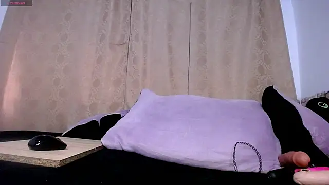 DaraKat18 online show from April 13, 10:14 pm