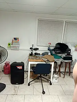 tripping385 online show from October 11, 2:12 am