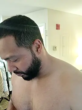 tripping385 online show from October 8, 10:10 pm