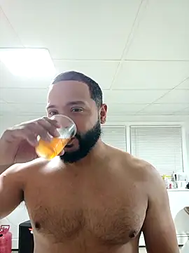 tripping385 online show from November 5, 10:02 pm