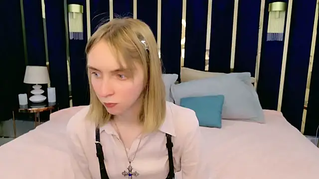 Beverly Gomes online show from September 22, 3:51 pm