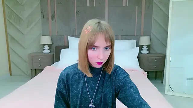 Beverly Gomes online show from December 4, 3:33 pm