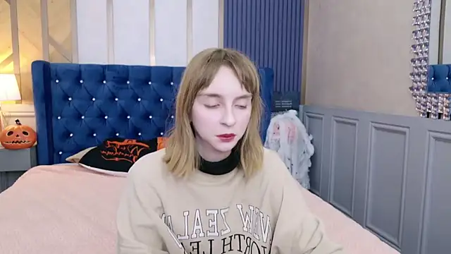 Beverly Gomes online show from November 5, 5:43 am