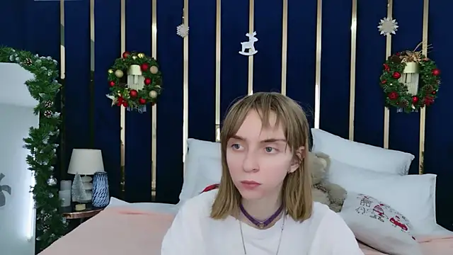 Snapshot of Beverly_Gomes chatting on December 20, 3:26 pm Beverly Gomes online show from December 20, 3:26 pm