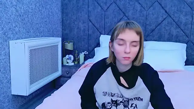 Snapshot of Beverly_Gomes chatting on January 31, 8:18 pm Beverly Gomes online show from January 31, 8:18 pm