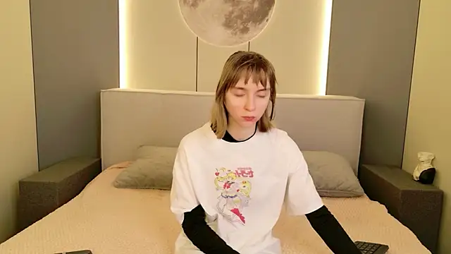 Beverly Gomes online show from March 29, 5:20 am