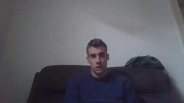 JulioIsHere4you online show from December 20, 12:52 pm