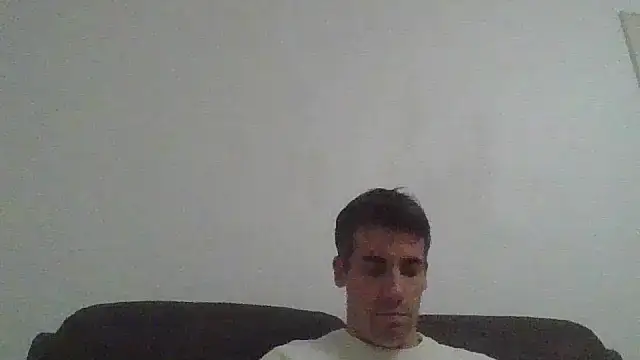 Snapshot of JulioIsHere4you chatting on October 5, 5:36 pm JulioIsHere4you online show from October 5, 5:36 pm