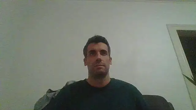 JulioIsHere4you online show from November 18, 11:15 pm