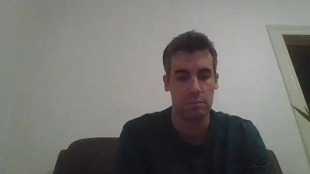 JulioIsHere4you online show from November 17, 12:58 am