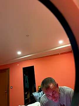 ruberofre online show from September 24, 10:05 pm