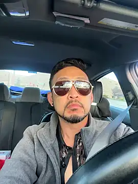 Snapshot of RiverTM chatting on September 21, 2:44 pm RiverTM online show from September 21, 2:44 pm