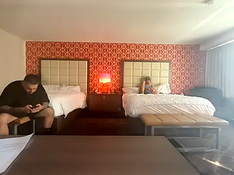 Snapshot of RiverTM chatting on October 11, 4:41 pm RiverTM online show from October 11, 4:41 pm