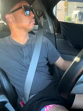 Snapshot of RiverTM chatting on September 23, 1:01 am RiverTM online show from September 23, 1:01 am