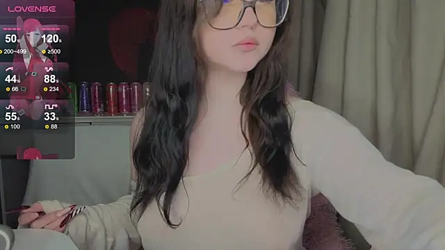 hornyprincess19 online show from January 9, 8:05 pm