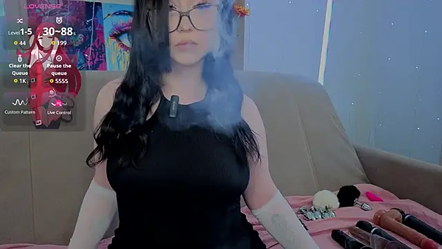 hornyprincess19 online show from March 13, 2:22 pm