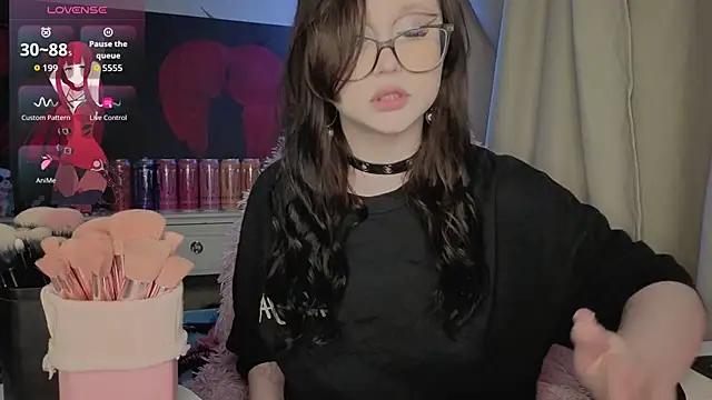 hornyprincess19 online show from May 13, 3:08 pm