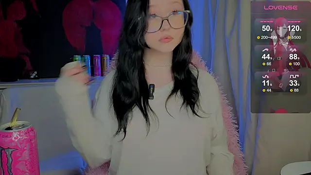 hornyprincess19 online show from November 19, 1:44 pm