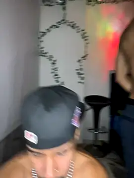 Snapshot of Owen_Benkosky chatting on October 29, 3:05 am Owen Benkosky online show from October 29, 3:05 am