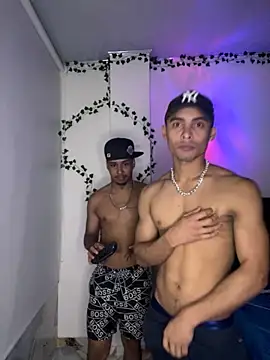 Snapshot of Owen_Benkosky chatting on October 24, 3:27 am Owen Benkosky online show from October 24, 3:27 am