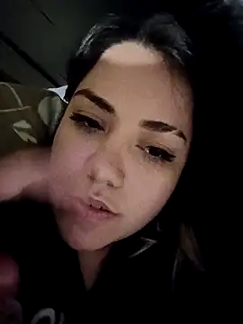 Snapshot of PinkDenial chatting on February 13, 2:44 am PinkDenial online show from February 13, 2:44 am