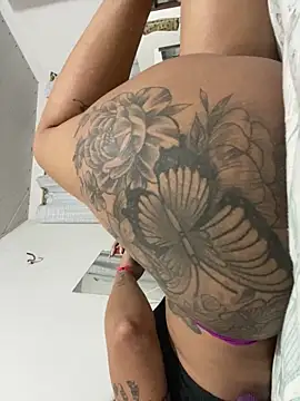 danilyns online show from March 27, 11:05 pm