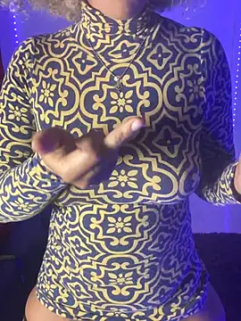 Dark chanel online show from February 22, 4:15 am