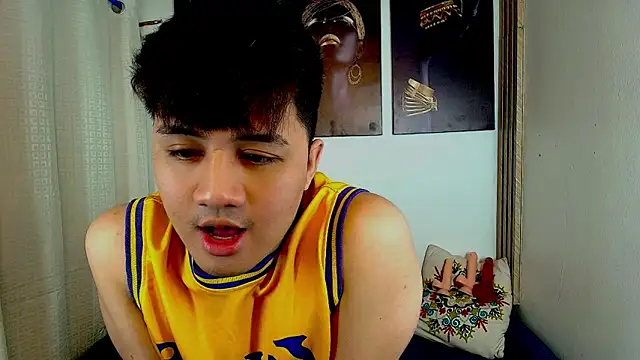 Snapshot of KentAivan chatting on September 17, 3:47 pm KentAivan online show from September 17, 3:47 pm