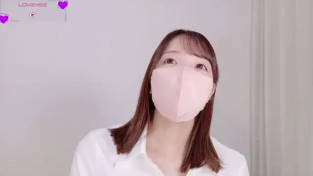 Snapshot of Mayu_o19o chatting on June 19, 10:10 am Mayu o19o online show from June 19, 10:10 am