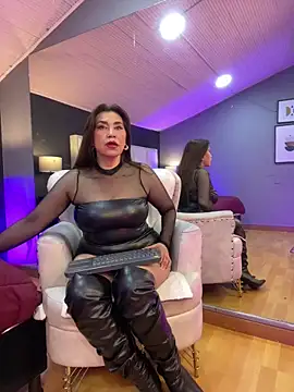 Samantha Milf   online show from November 8, 8:56 pm