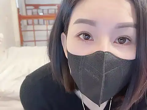 Snapshot of JunCii chatting on October 24, 1:48 am JunCii online show from October 24, 1:48 am