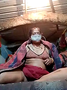 CUTE-004 online show from February 12, 5:34 pm