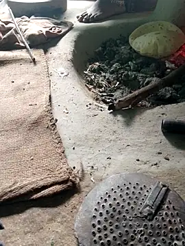 CUTE-004 online show from January 6, 5:55 am