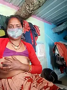 CUTE-004 online show from February 12, 5:29 am