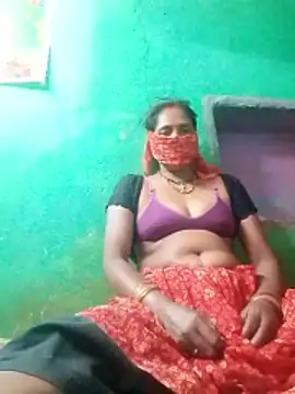 CUTE-004 online show from April 10, 8:32 am