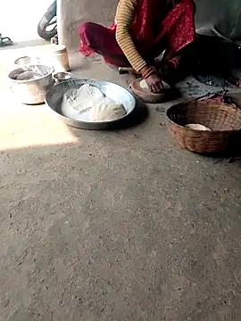 CUTE-004 online show from January 10, 5:58 am