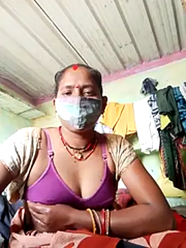 CUTE-004 online show from February 13, 10:26 am