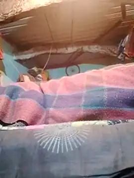 CUTE-004 online show from February 9, 5:44 pm