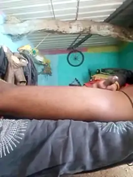 CUTE-004 online show from March 26, 9:07 am