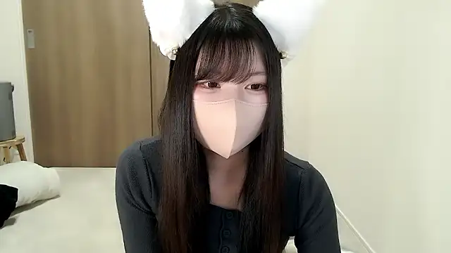 Snapshot of moka-neko chatting on October 29, 11:42 am moka-neko online show from October 29, 11:42 am