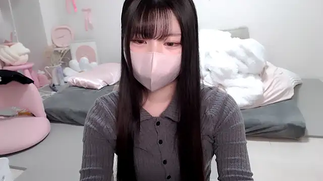 moka-neko online show from April 8, 1:45 pm