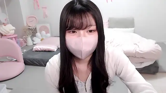 moka-neko online show from March 27, 2:51 pm