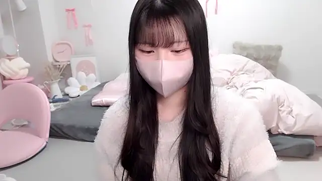 moka-neko online show from March 19, 1:44 pm