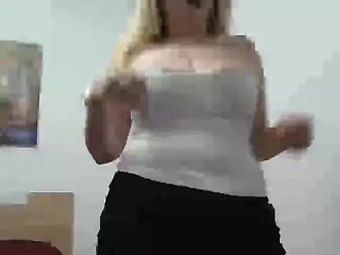 LanaFoxx online show from February 2, 7:07 am