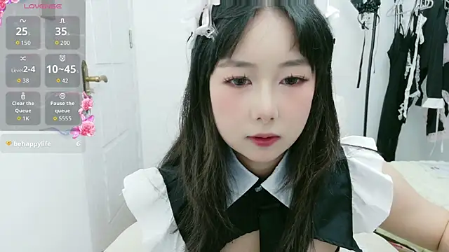 Snapshot of nbhbhu chatting on October 8, 9:00 am nbhbhu online show from October 8, 9:00 am