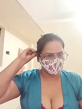 Your-vipasha online show from July 12, 8:31 pm